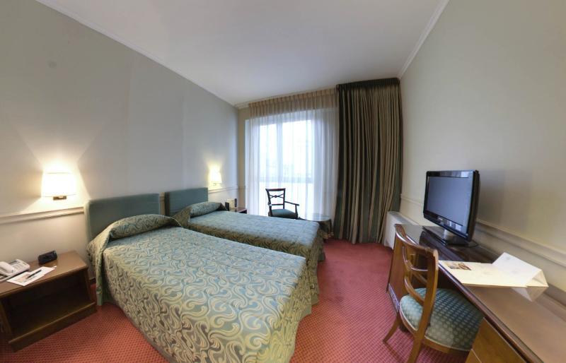 Hotel Barchetta Excelsior Côme Esterno foto